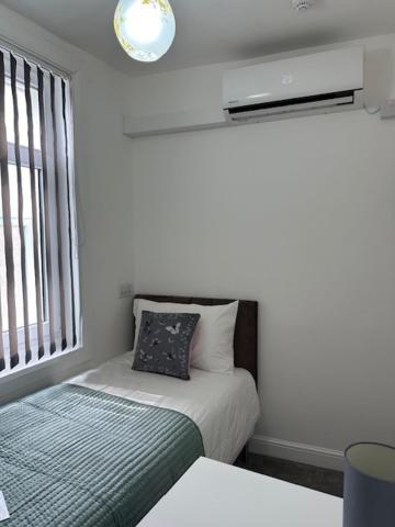 Lord Merit Guest Rooms In King'S Cross St Pancras Londres Exterior foto